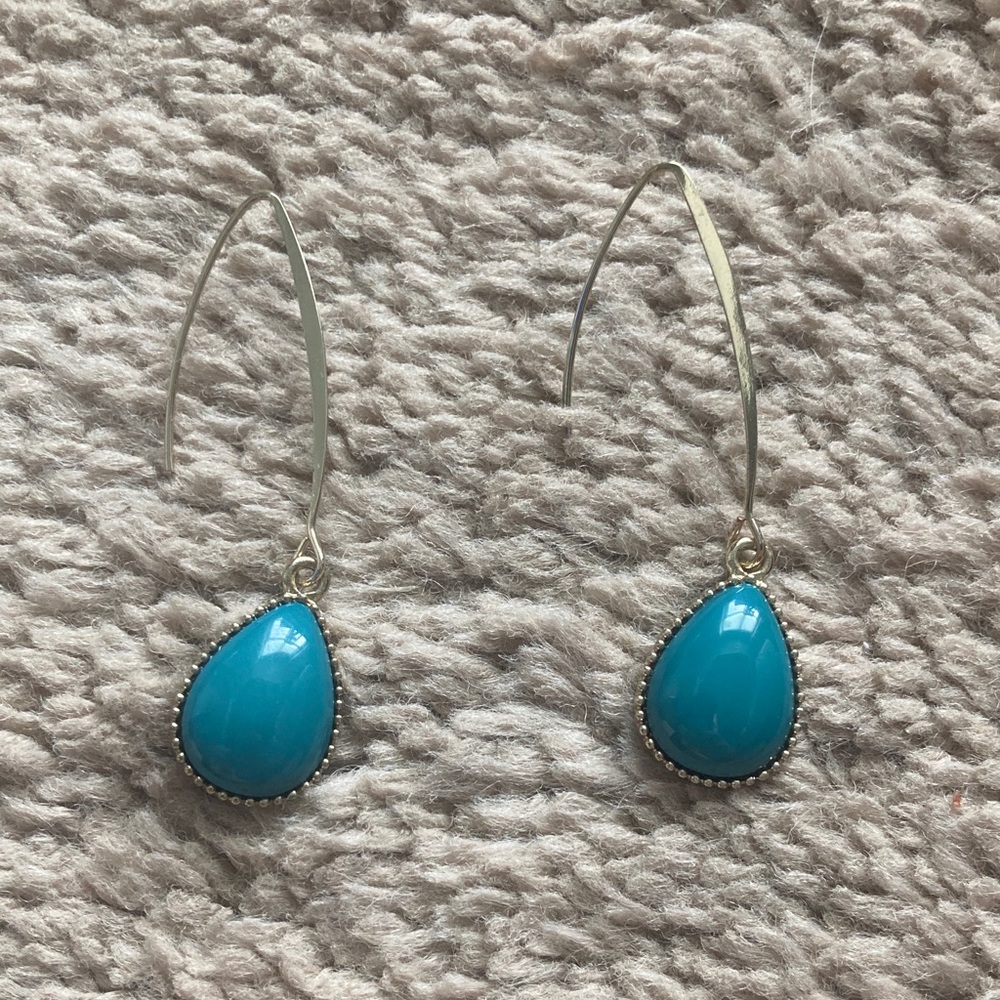 Elegant Teardrop Turquoise Earrings